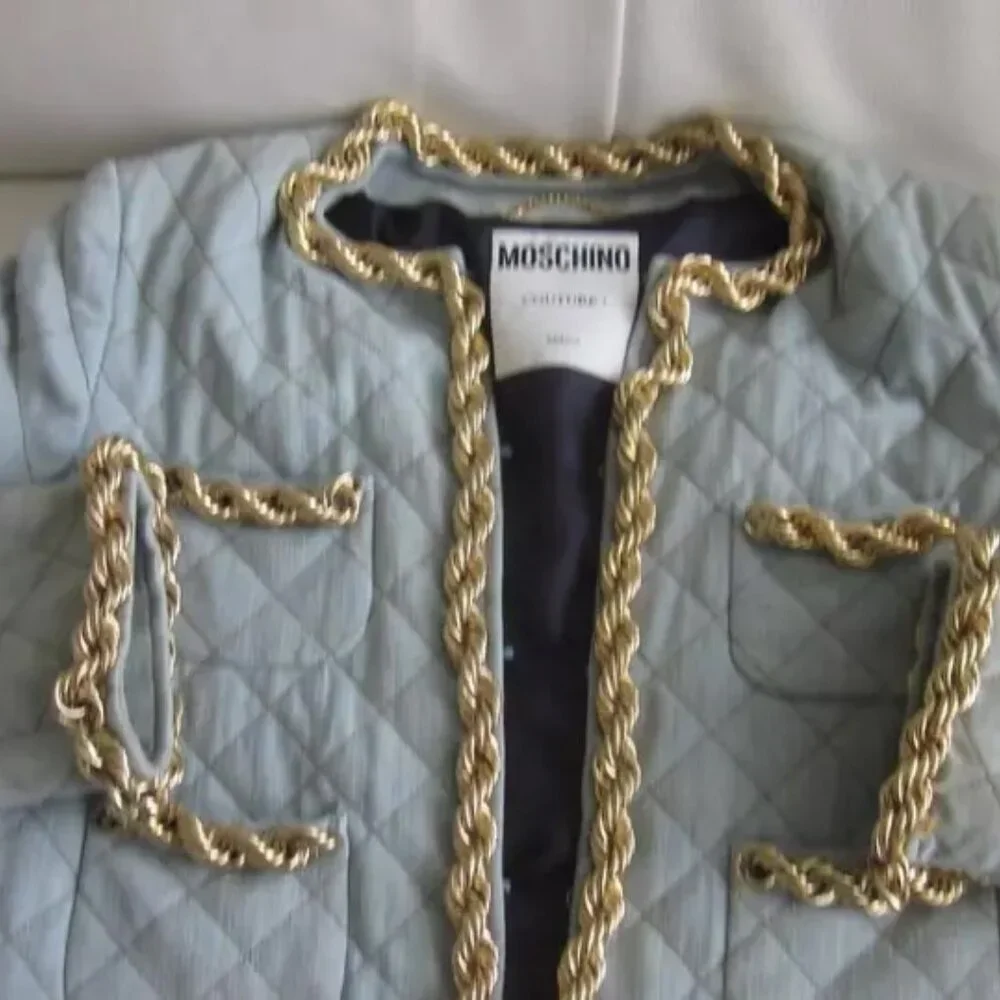 MOSCHINO COUTURE LIGHT WASH FADED DENIM QUILT GOLD CHAIN JACKET IT44 USA 10 - Picture 7 of 15
